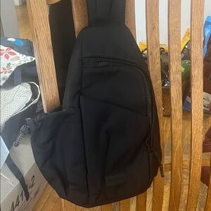 Mondetta Black Belt Bag